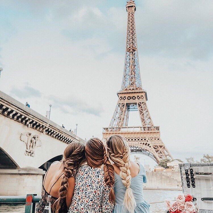 heylescopines's tweet photo. Le CITY GUIDE des copines à Paris est sur le blog !!! Énorme merci à @amealmoa ❤️ #restaurants #brunch #sebalader… https://t.co/DYbRTaQWwS https://t.co/3cbYhytyWl
