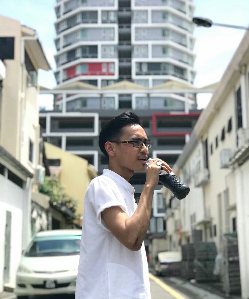 aizuddinmagniz's tweet photo. "Think widely while drinking cincau"
#IpohBoy #IpohCityAwesome #Ipoh https://t.co/d9vBWR0bzH