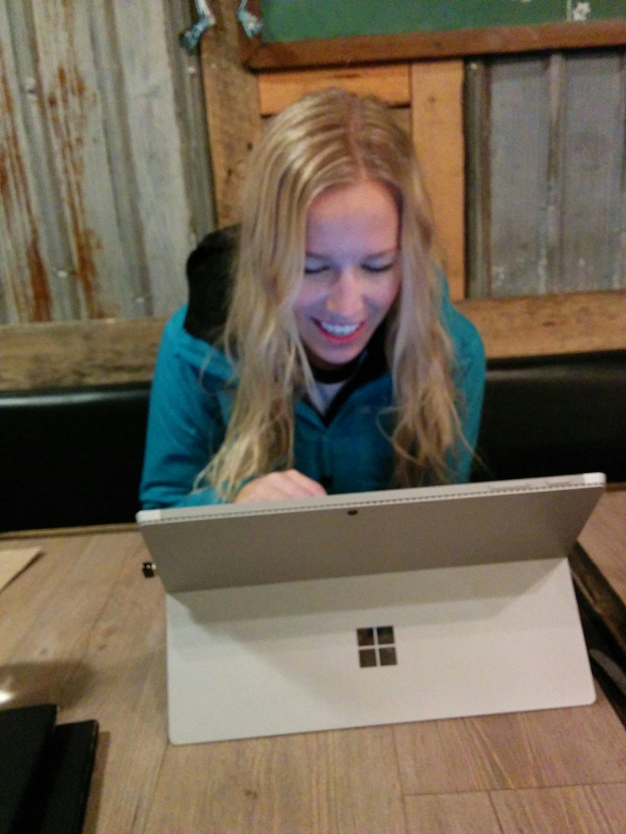 Before @tractionsm bandits teach <a href="/learningcode/">Canada Learning Code</a> we need to do some work for our clients.