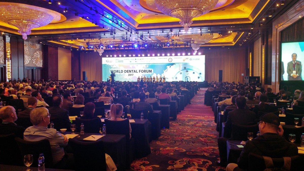 Elysee_Dental's tweet photo. Ruim 800 tandheelkundige specialisten zijn aanwezig tijdens dit unieke, internationale congres in Beijing #WDF2017 https://t.co/YTnLYxcXA1 https://t.co/ChQK6xmqj6