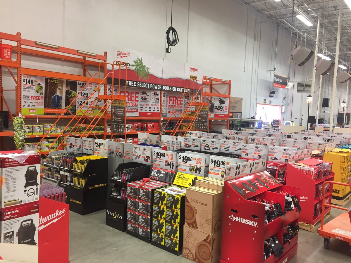 igor0217's tweet photo. Gift Center coming along very nice at store 4609.
Looking good MET team.@met4609 @shodgson16 @forman_melvin @TerriDavisB @AlanCoxjr https://t.co/KIXmkrUCTK