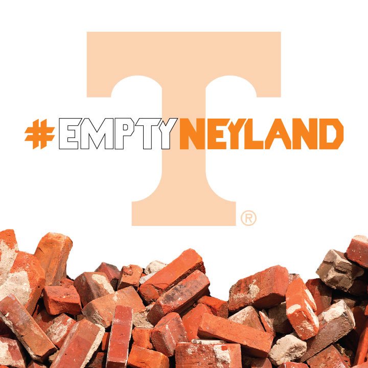 jared_anders's tweet photo. @zacj2 #EmptyNeyland https://t.co/EwvneF9IrQ