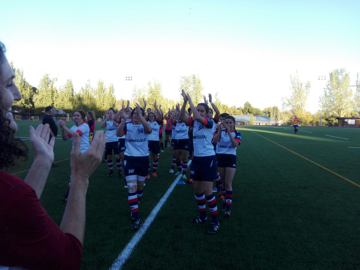 rugbyliceofem's tweet photo. 😊 Gracias a la grada que vino a animarnos ayer y gracias a @Soutsider y a @virdelpozo por hacer que el #LT fuera posible. 🙌 #AllezLycée https://t.co/2FQvWyGt02