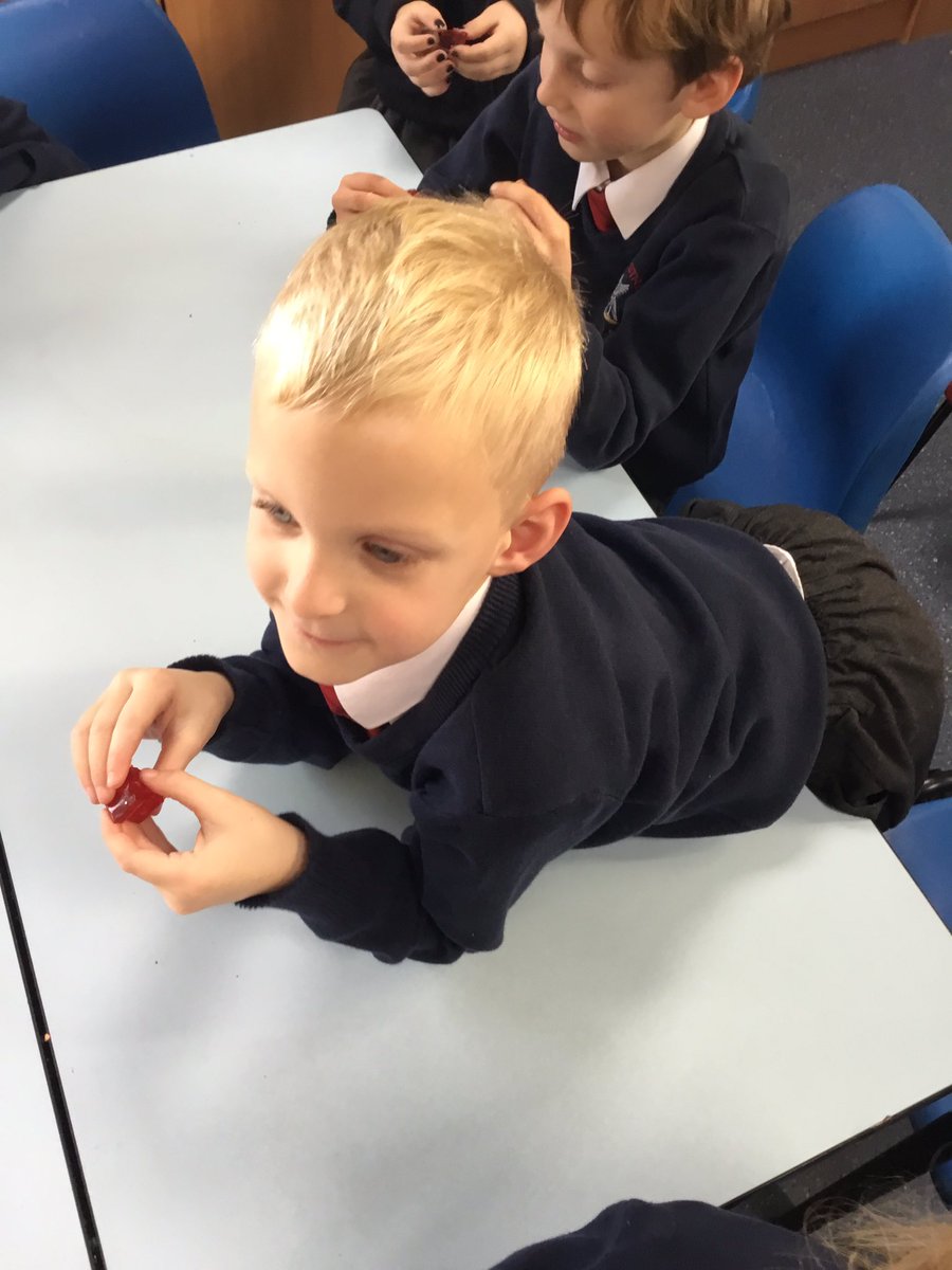 MissMoore87's tweet photo. Touching, smelling and tasting jelly cubes whilst making jelly for our spooky day tomorrow! @PleasantStPrim #pleasantstscientists #senses https://t.co/aaFkJv0Yyd
