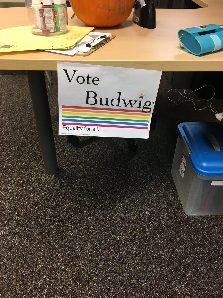 AleiaForPrez's tweet photo. Thanks for the support from Studts and Fey! https://t.co/OvUJORsO3H