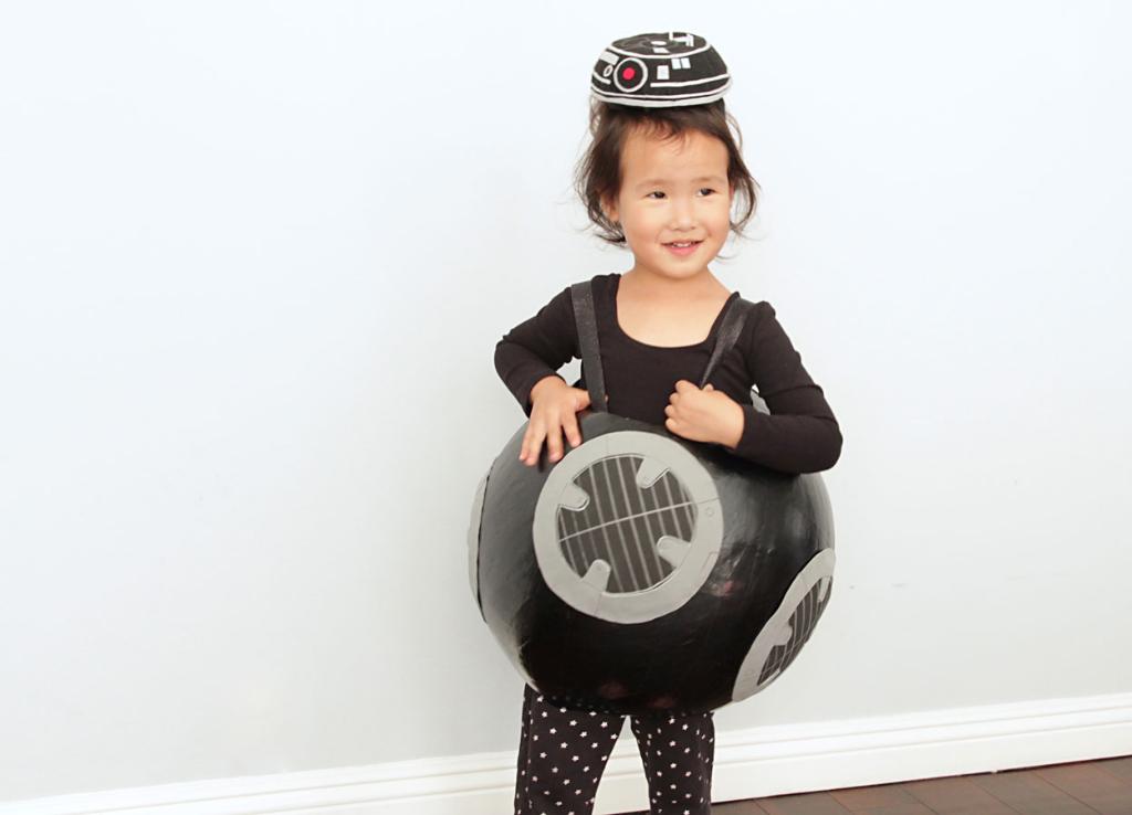 DIY costumes for you and your apprentice at http://www.StarWars.com/Hallowe...