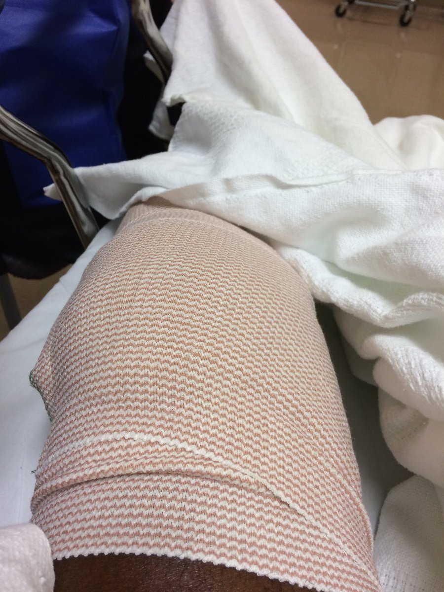 SelvinWhite2's tweet photo. Partial left knee meniscectomy complete. Wiser, better, stronger, faster. #bionicpreacherman https://t.co/QwGXP7OGO2