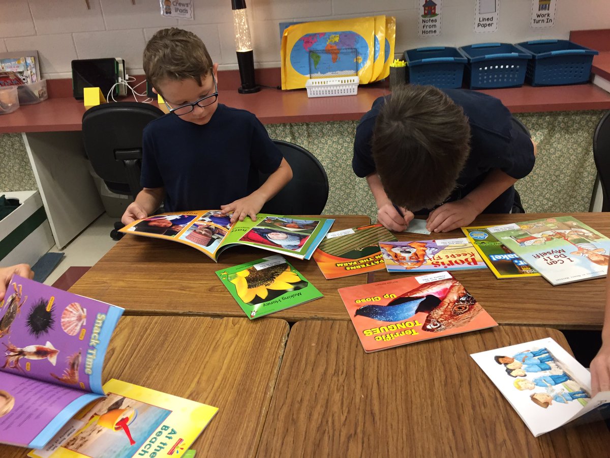 MsCrewsCrew's tweet photo. So many new books for our classroom library! Thank you @Lex1_Literacy and @MrsJenJones1! We can't wait to read them all! #lex1literacy https://t.co/KaQQVazoy6