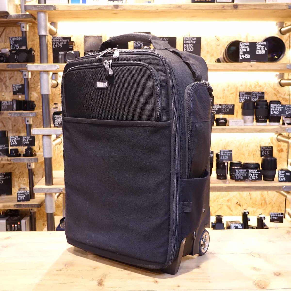 hcused's tweet image. just in!
Used Think Tank Airport Security V2.0 Rolling Case 
£175
shar.es/1PJJUK
#Thinktank #rollingcase #photography #accessories