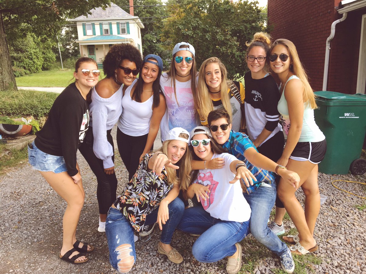 kharwick18's tweet photo. happy birthday to my favorite baller 🏀2️⃣ @MariaMorgan22!!! have the best day ever, buckets! i love you!!!! ❤️❤️ #ion #delcoco https://t.co/xnEEzMSkU5