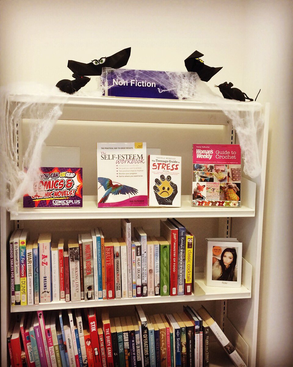 Strange things are happening at Raploch Express Library - do you dare take a visit? 🎃🕷🦇📚 #Halloween #stirlinglibraries