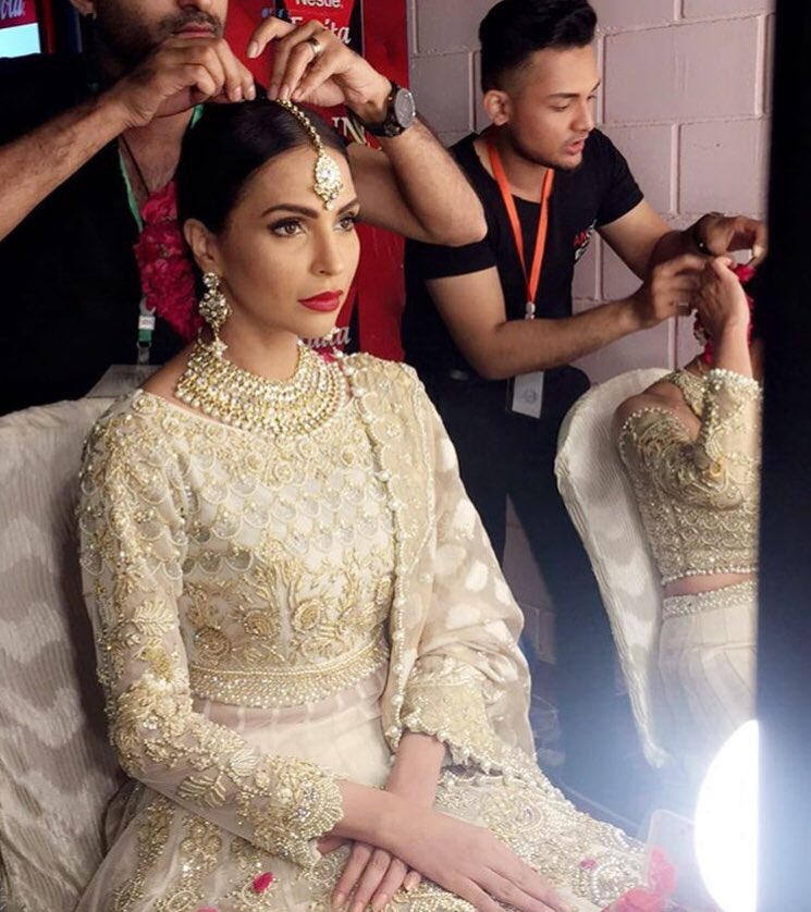 Peoplemagpk's tweet photo. #PITF2017 #Aboutlastnight #Backstage https://t.co/CehBd84sBn