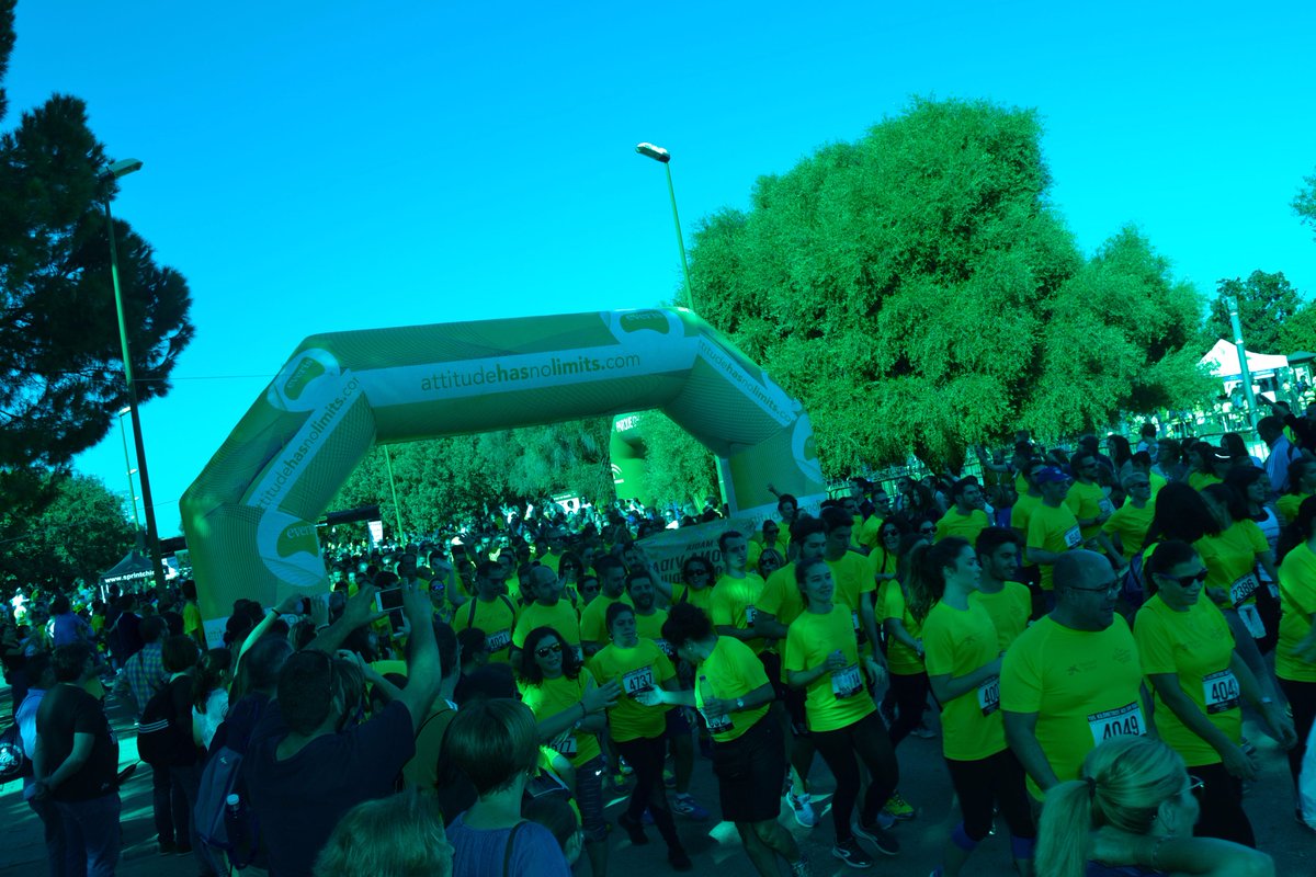 NTTDataSpain's tweet photo. Orgullosos de participar en la carrera contra el #cáncer infantil de Sevilla. #acttitudehasnotlimits #JuntosSomosMas #running https://t.co/wqrdCsJMi3