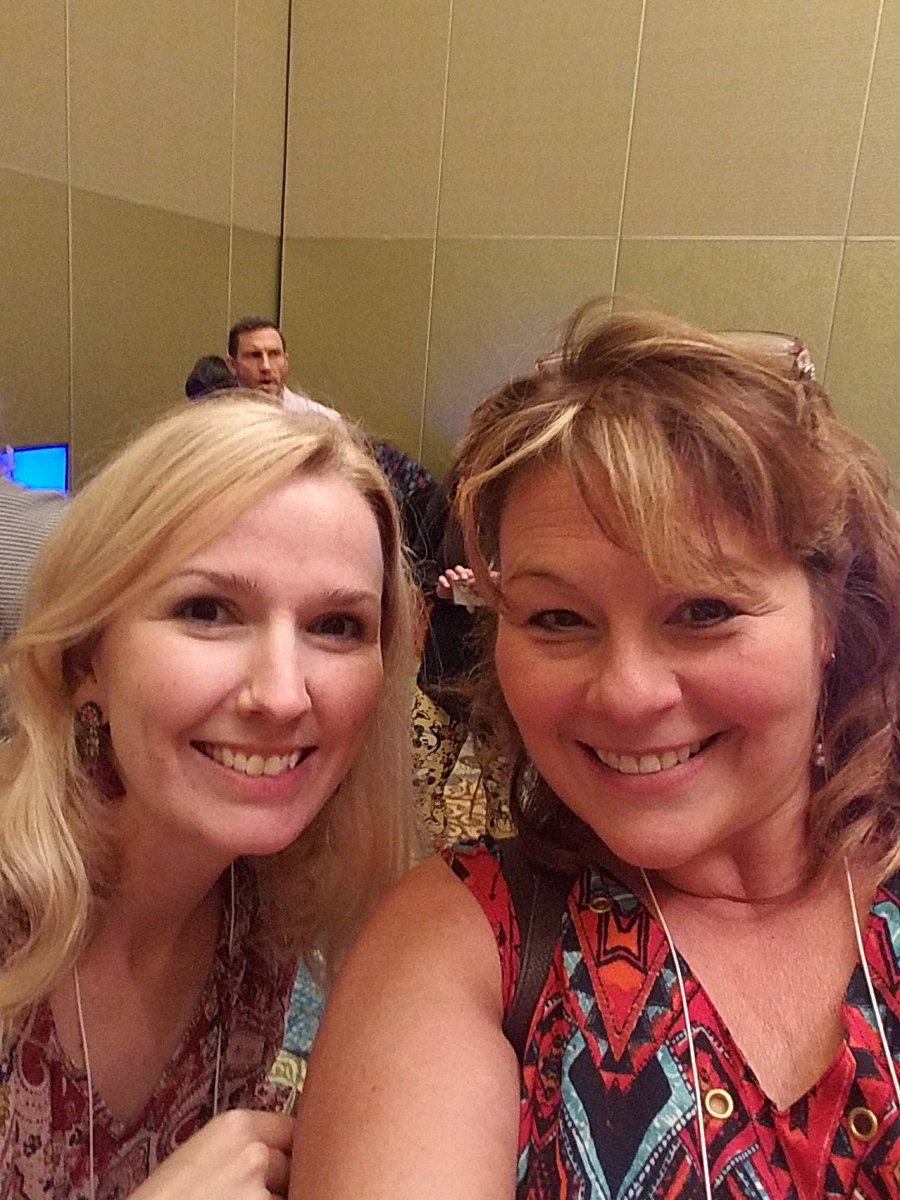 msClark105's tweet photo. Look who I ran into! #CASLCECA2017 https://t.co/My6L5nUOe1