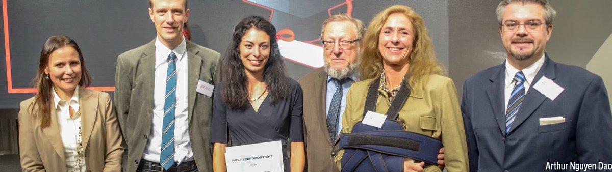 Etienne_Kuster's tweet photo. Congrats to @Geneva_Academy students on their amazing #IHL papers!!! #IHLinAction #GraduationCeremony2017 https://t.co/yMczXw5jX1 https://t.co/kkFnX1z664