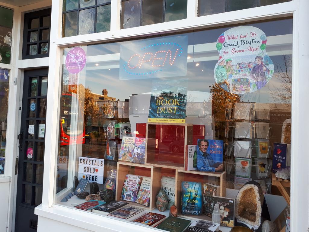 ChingfordBooks's tweet photo. Thank you! @QuercusBooks we have our lovely display also lovely posters bookmarks and a window cling to advertise #FiveGo #PopToTheShop https://t.co/dpwGAvsCHc