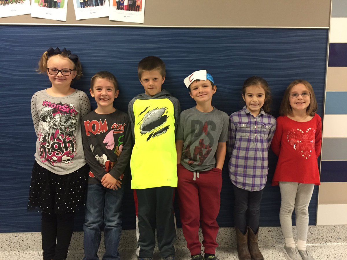 mbschcounselor's tweet photo. Great work to our 2017-2018  #MorrisJays BEST Students of the Week, Week 9! Great job showing Bondurant's BEST! #PBIS @BF_District https://t.co/k0cAeNEf9r