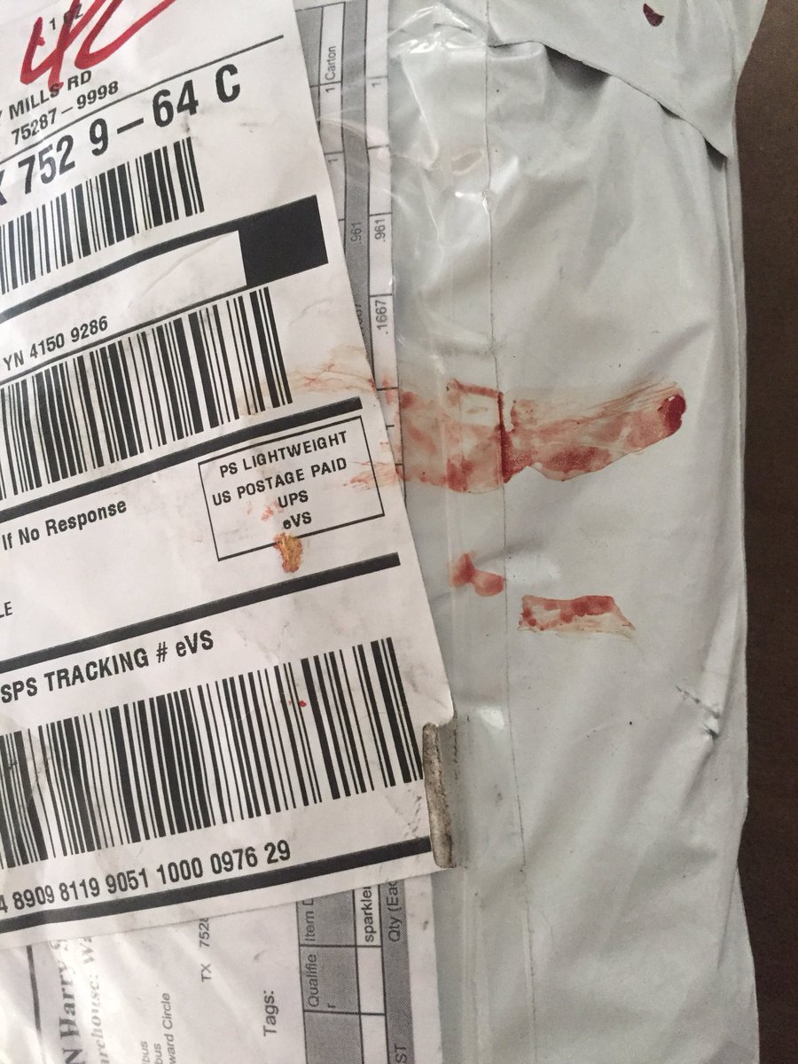 britleah_'s tweet photo. when you order something online and it comes like this https://t.co/dICrKEaqBn