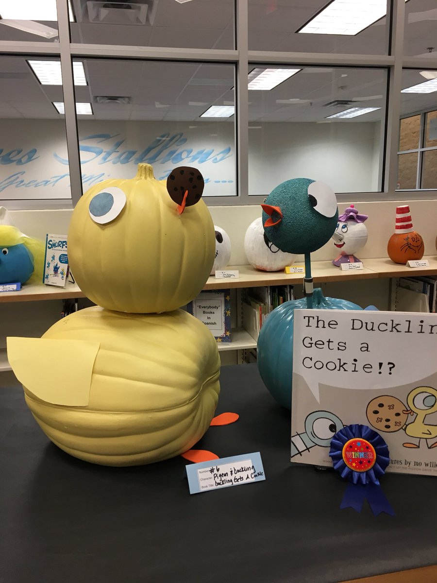stipeslibrary's tweet photo. 3rd-5th grade winners @stipesstallions @IISDFoundation #ISFReads https://t.co/X9YAzgmJDJ