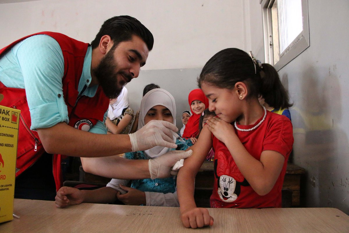 SYRedCrescent's tweet photo. #News: @SYRedCrescent finished measles #vaccination campaign in #EastGhouta 
The campaign covered 48,000 #children 
Read The News 
https://t.co/5gJxOHMTED https://t.co/E0KevzfGPt