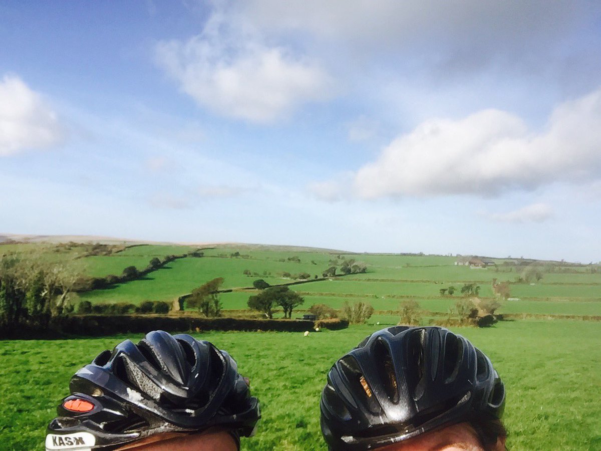 Oh #Dartmoor #devon is heaven, cycling bliss.