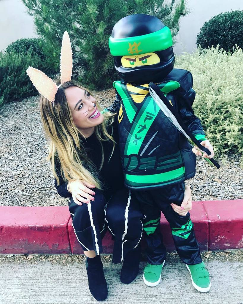 HilaryDuff's tweet photo. A lego and a bunny go to a party https://t.co/TWfrLLJivq