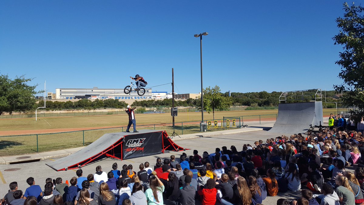 Fun day at Lopez with BMX "Perfection on Wheels" anti-bullying, say no to drugs presentation