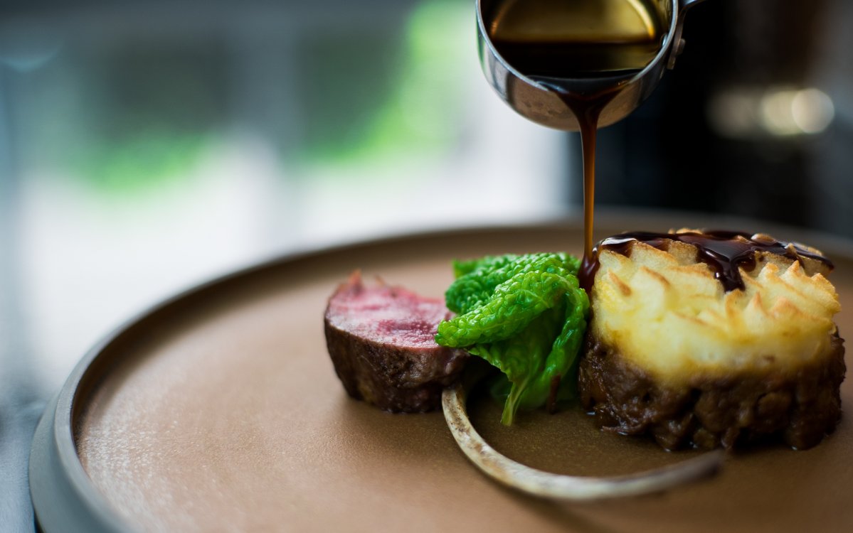GBR_LONDON's tweet photo. Meaty Monday Motivation #lambcutlet #shepherdspie #newmenu #gbrlondon #alldayeveryday #mondaymotivation https://t.co/8RZkXZMkW5