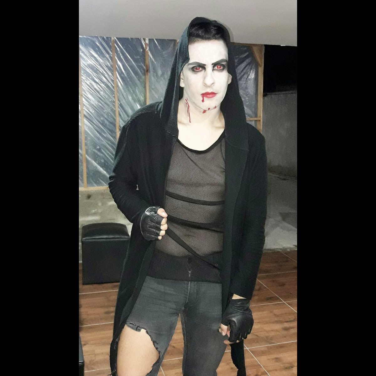 Rodrybailando22's tweet photo. Fotos del sábado!!! #theware #Halloween 😈🎃😱😨 https://t.co/Mc7DVjM2Dc