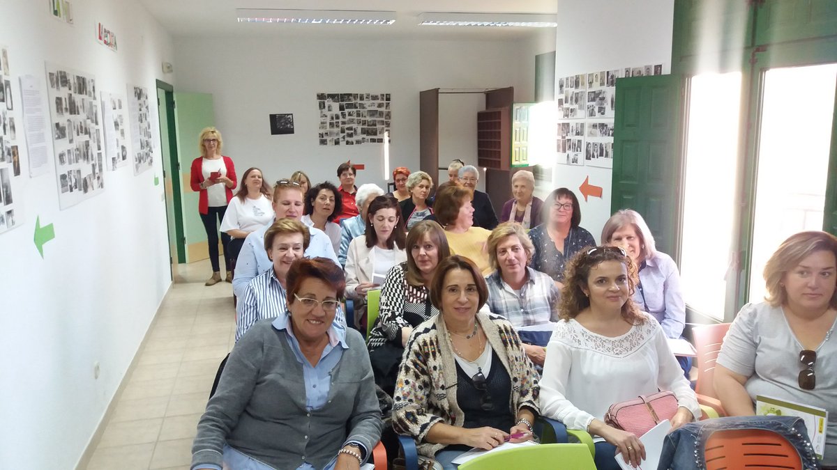 AmfarCuenca's tweet photo. Comienza el acto #jornadatitularidacompartida
@PRENSAAMFAR @amfarnacional @lolamerino68 https://t.co/yXO0gdcq3d