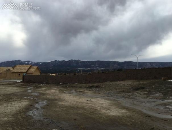 turnercolorado's tweet photo. #ConstructionChoice: 1808 Redbank Dr, a Lot in Colorado Springs w/Gorgeous Views!
https://t.co/l38cLND7yD
#turnerassociates #realestate https://t.co/2apN5hZojB