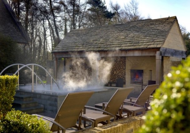 cotswoldlife's tweet photo. It's #NationalSpaWeek - a perfect excuse to relax & enjoy being pampered. Here are our fave Cotswold spa retreats ๐ https://t.co/oyTr6pss9n https://t.co/549JA02Bxi