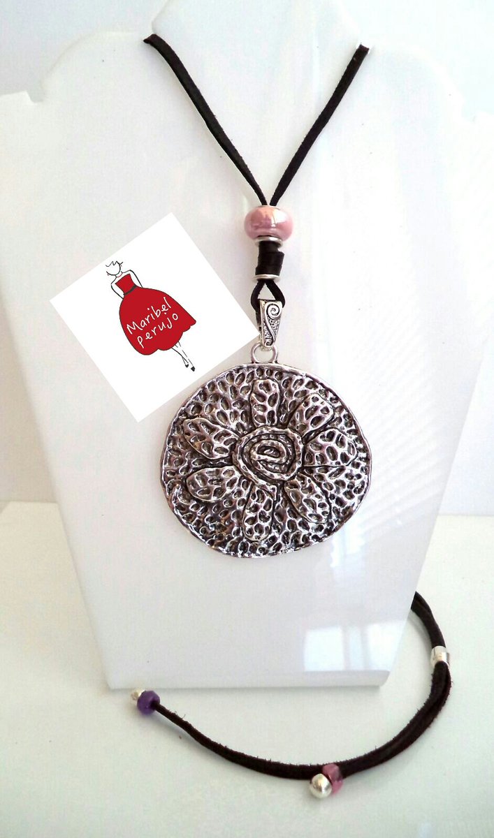 maribelperujoga's tweet photo. Pensando en esos detalles que queremos tener con esas personas especiales  
#collareslargos #moda #hechoamano #belleza  #maribelperujo https://t.co/PfTnMPOtMR