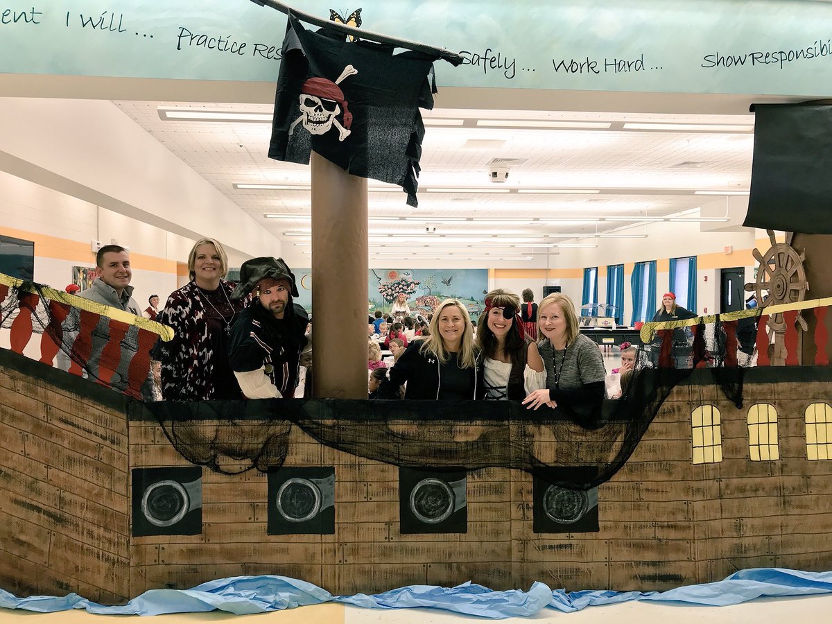 Satothaburr's tweet image. Our building was transformed into a pirate them today @burgessdave with lots of pirate learners #incredibleday