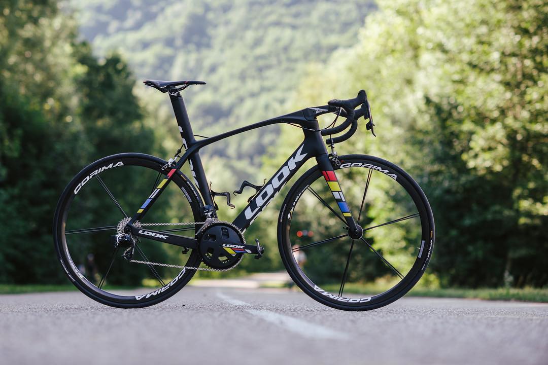 Even when stationary, these look fast. LOOK 795RS.
#LOOK795RS #LOOKCycle