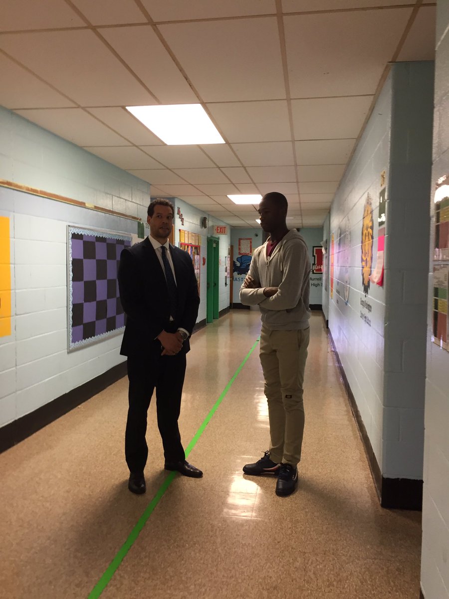 Network4News's tweet photo. Mentoring at Duckrey School https://t.co/u8sDoiYb3F