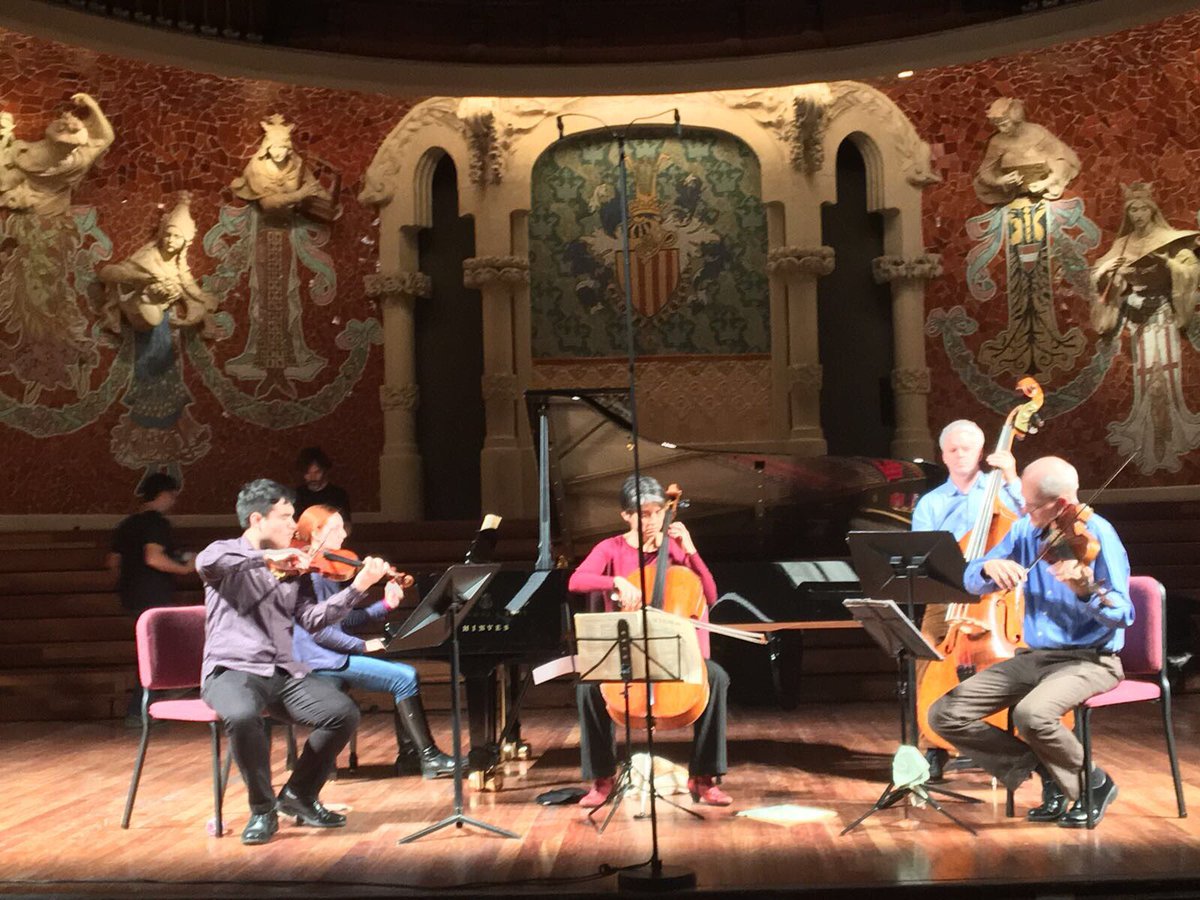 AgenciaCamera's tweet photo. Todo listo para el concierto de @ibercamera en el @palaumusicacat #EnsembleDaCamera #Schubert #Bach #beethoven https://t.co/6kagMOuWd4