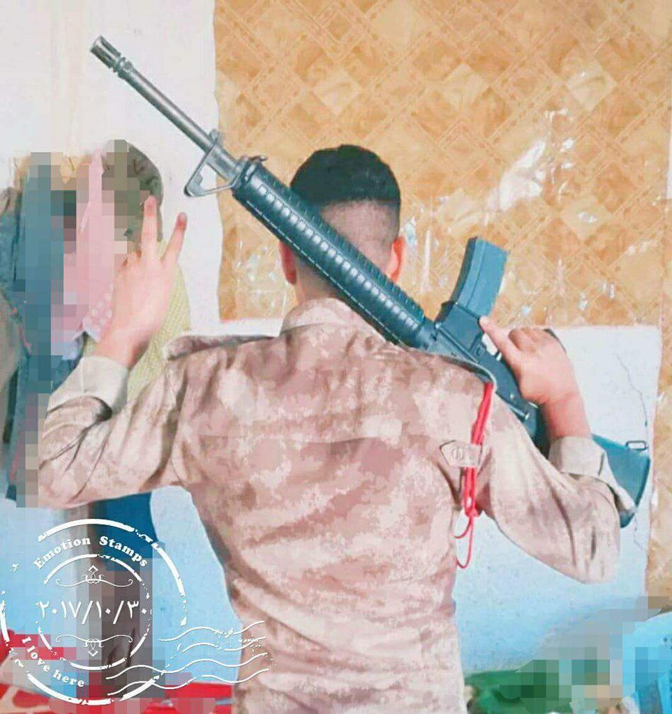 لاتعشقونا فنحن 🤔 العساكر🤔 نعيش فتره قصيره 
باختصار 
كونوا لنا وطن.   سنكون لكم شهداء
مساء العافيه :-)