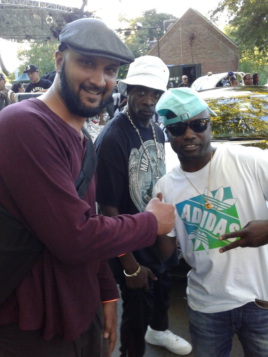 bennykaULESAR's tweet photo. DJ Spice AKA DJ Hytimez With Havoc Of Mobb Deep At Summer Stage Central Park NYC (Rock Steady 40th Anninvesary) R.I.P Prodigy https://t.co/fsuXr4ICyO