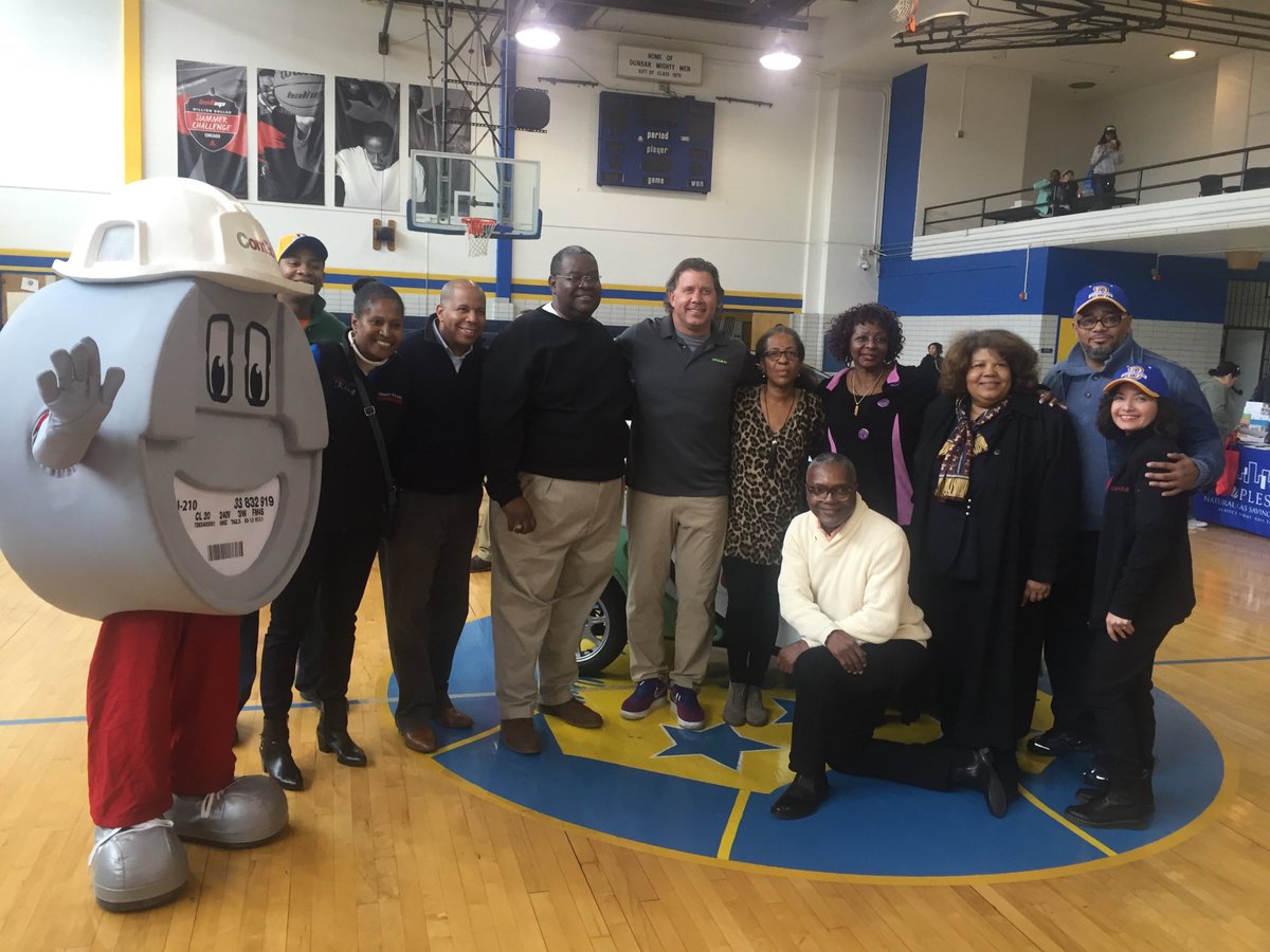 InnovaDASH's tweet photo. Thanks to everyone who joined the Bronzeville Energy Fair this weekend. We are so excited to be a part of the community of the future! https://t.co/fLpW13vgfE