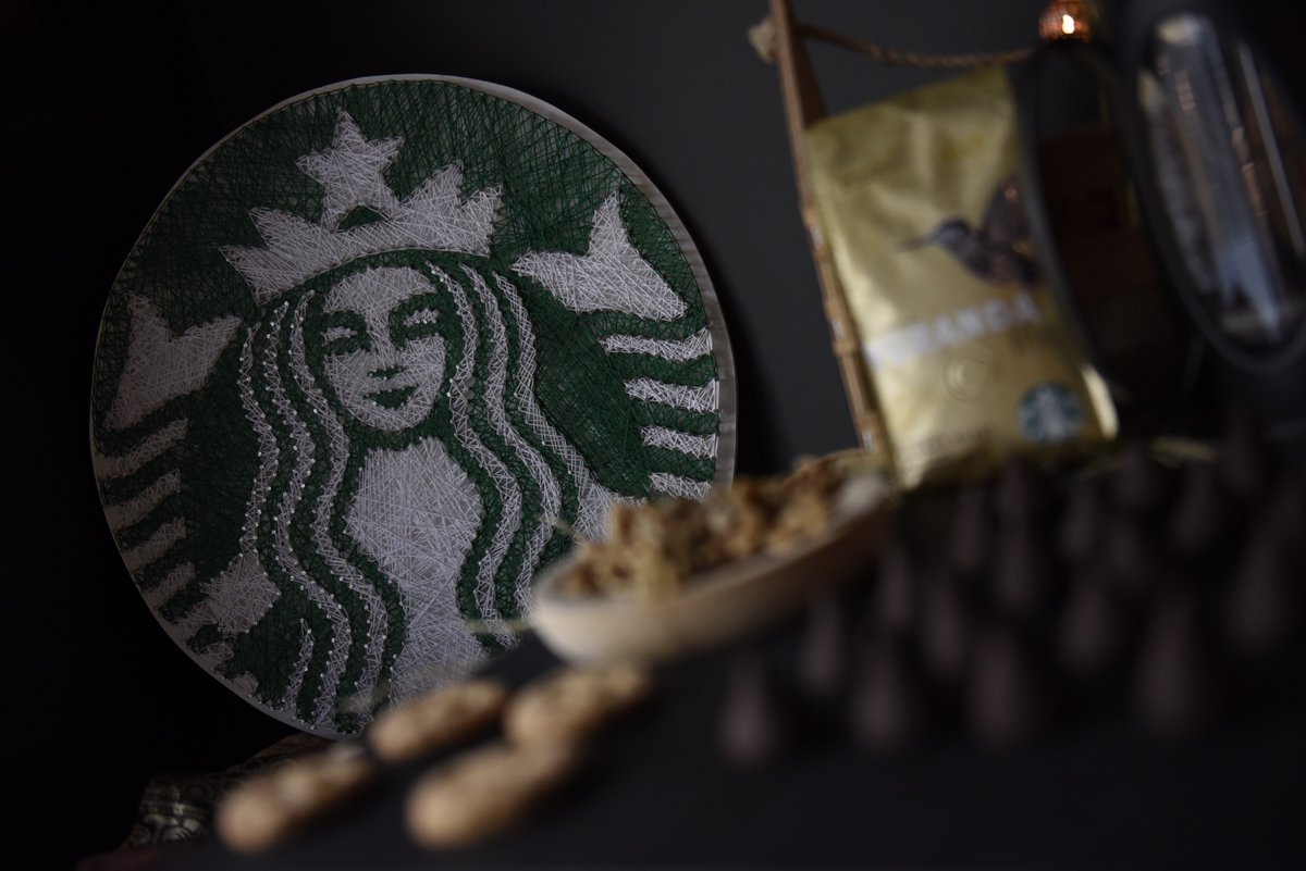 starbucks_es's tweet photo. Hoy hemos abierto una nueva tienda en Fuengirola! Nuestro equipazo os espera ya en @Miramar_CC! https://t.co/0ZdWivt8N9