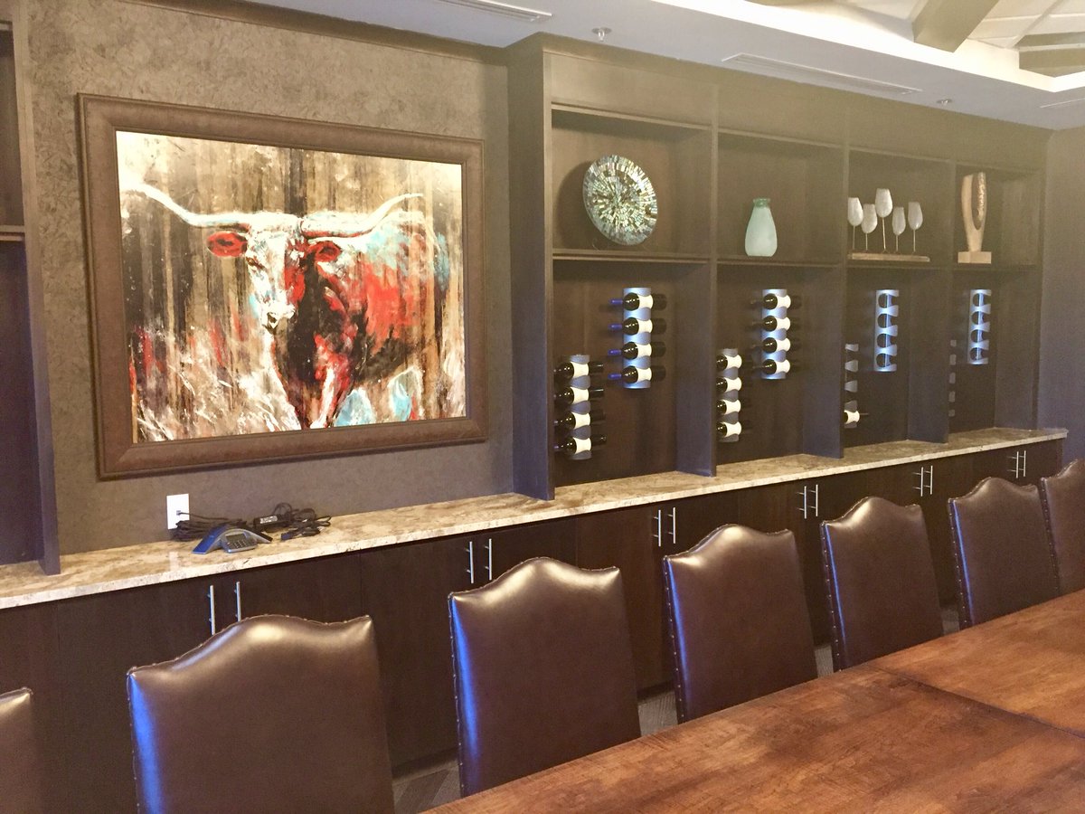 EatsBeat's tweet image. Arlington, your steakhouse is here: Mercury Chophouse is open on 9th floor in old Cacharel, 2221 E Lamar Blvd