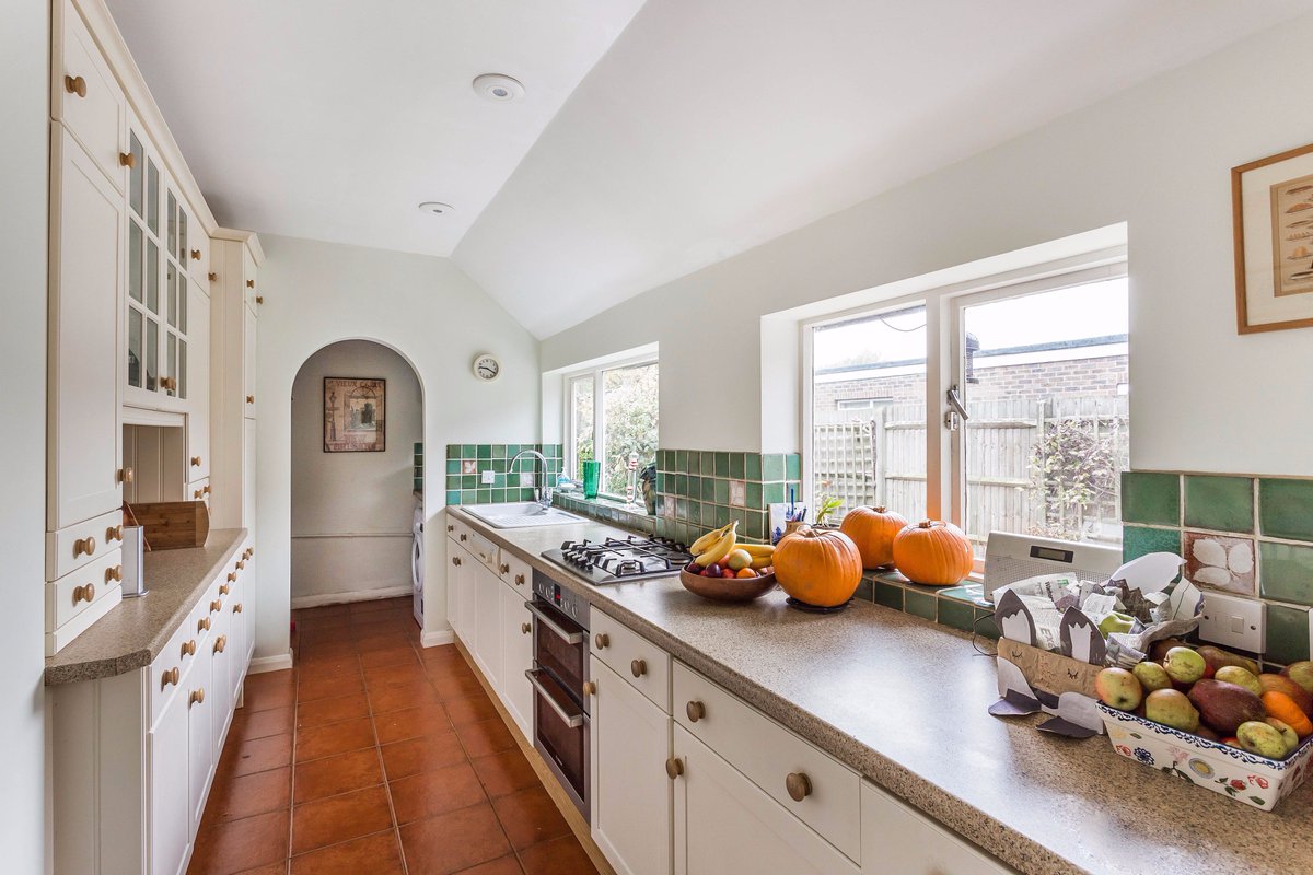 PlatformProps's tweet photo. With Halloween around the corner, who's pumpkins are ready? #PlatformProperty #Seasonal #TrickOrTreat https://t.co/XTt171lykT