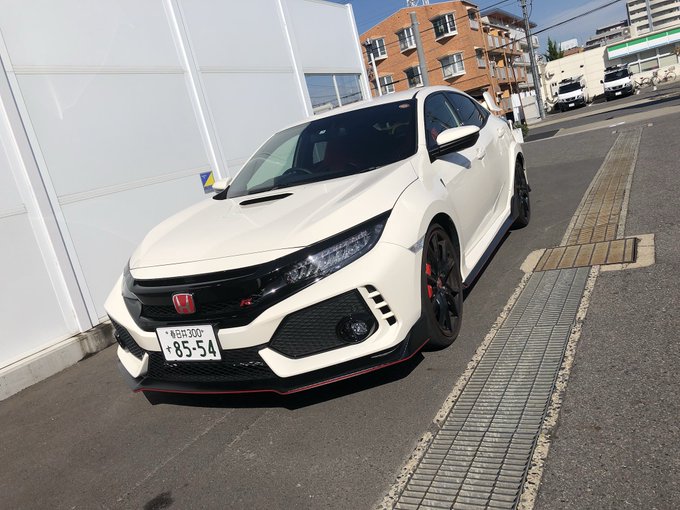 シビック タイプrの加速性能を解説 0 100km H加速タイムはどのくらい カーブロ