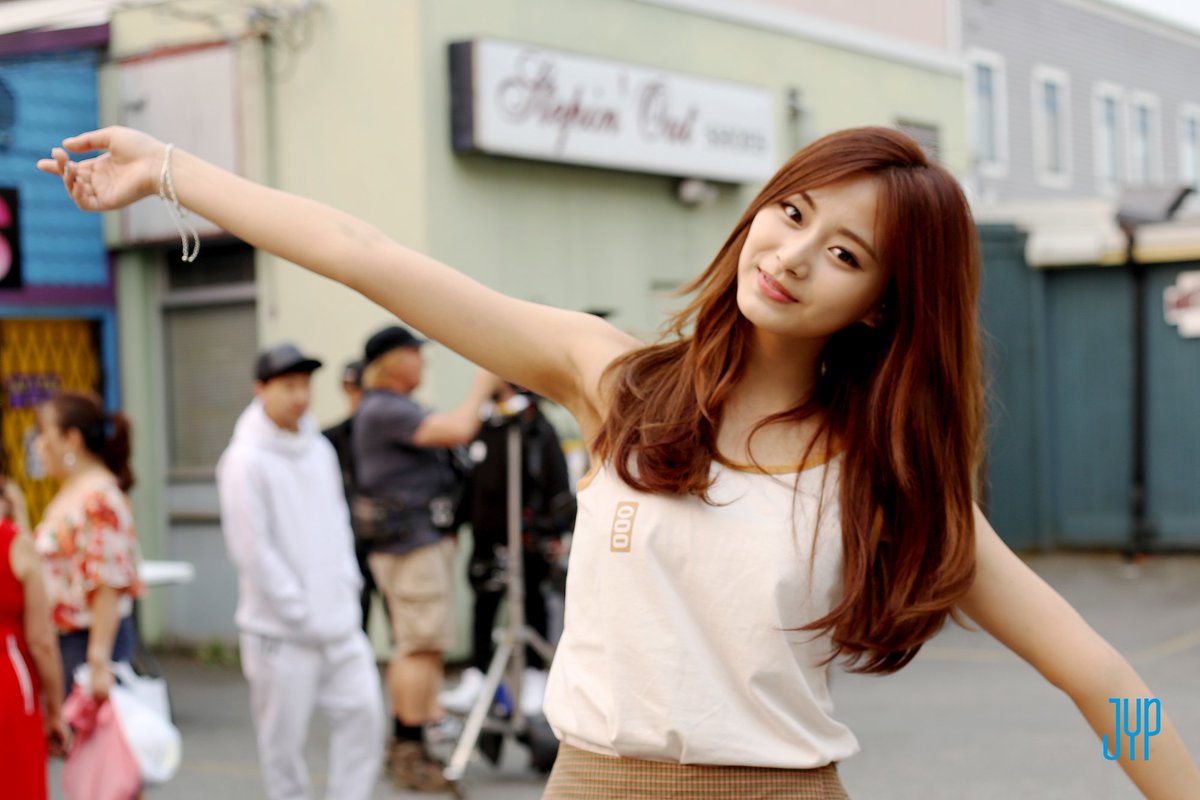 Twice Global Pic Naver Starcast Update Twice Likey Music Video Behind Cut Tzuyu Twice 트와이스 T Co Yiecsulymw T Co Qvyexhsfcf