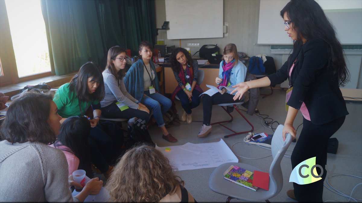 JoiceNajmMendez's tweet photo. Teaching about #Energy #Scenarios #LatinAmerica:
📌https://t.co/eNaolTsKW1
📌https://t.co/tjG6kqc4dX
#COY13 #YOUNGO #YouthSummit2017 #Enerlam https://t.co/sp1AmdkVFg
