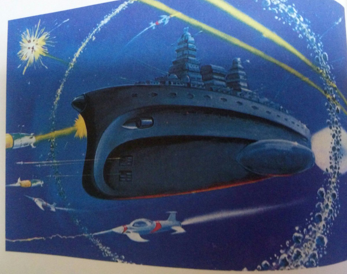 くじら軍曹 A Twitter 宇宙戦艦ヤマト になる前の最初のデザイン 最初のtv局に売り込むため 企画書でまとめた際に参考で描かれたイラスト 内部設定や艦首に波動砲では ないものの 武器のデザインがすでに出来ています 当時は原作付き 漫画家 実写監督付きが