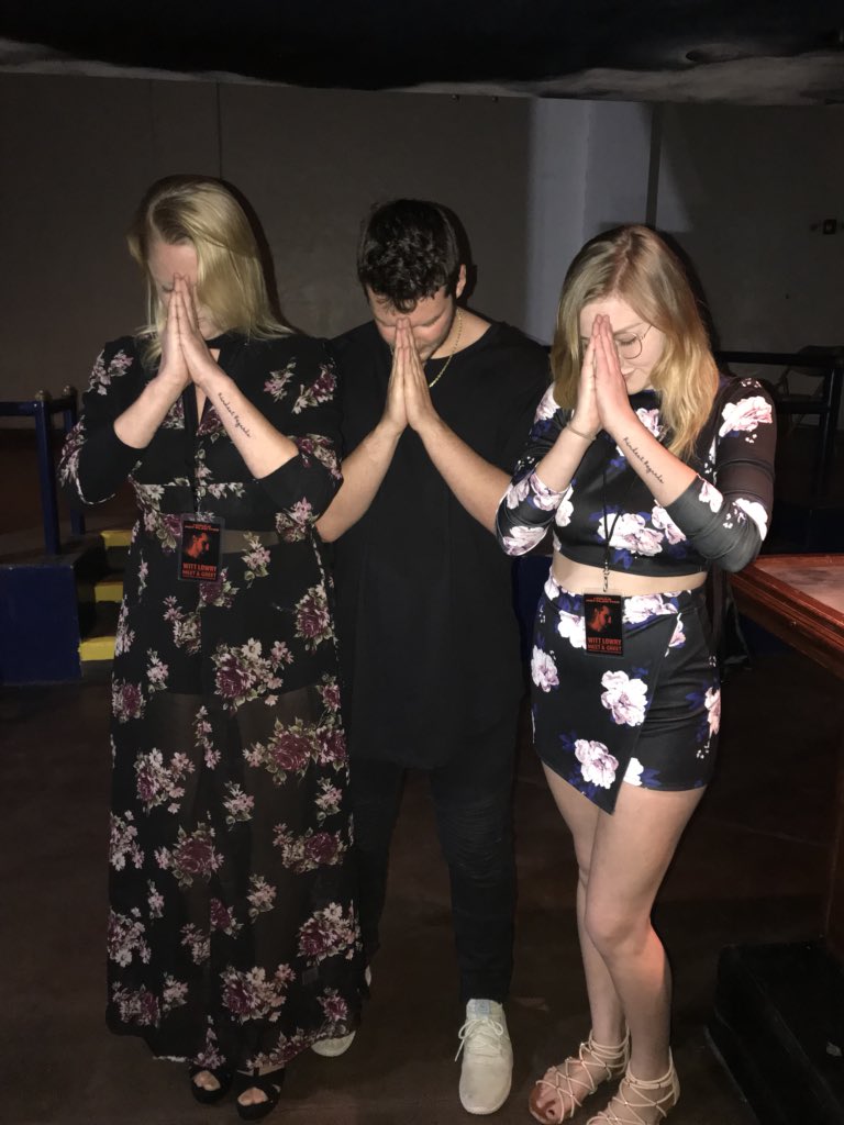 RcpstudiosC's tweet photo. @WittLowry @kailamoq ❤️🙏🏻❤️ #TEAMWITT #KINDESTREGARDS https://t.co/OhMZgoApyC