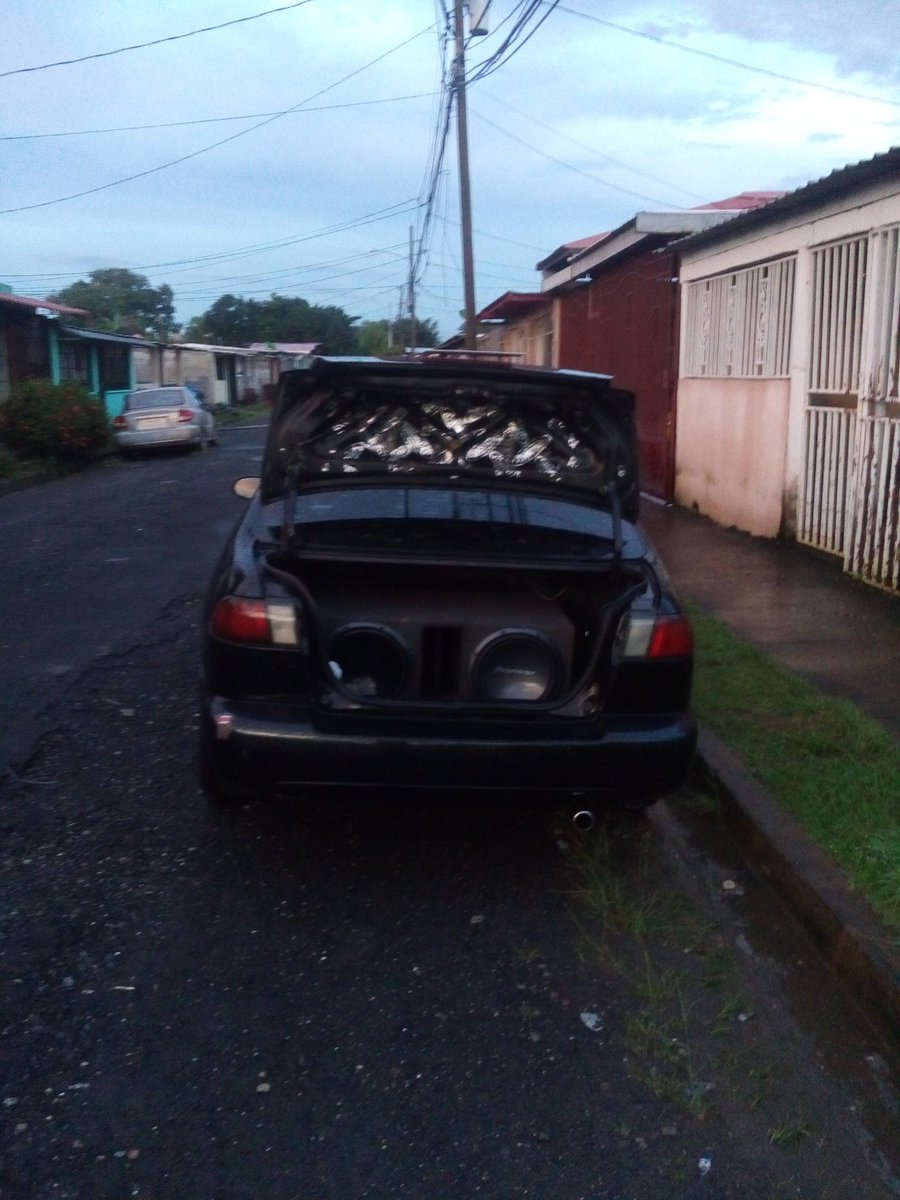 Reportera20's tweet photo. Sin ningun choque https://t.co/s4pUouWERV