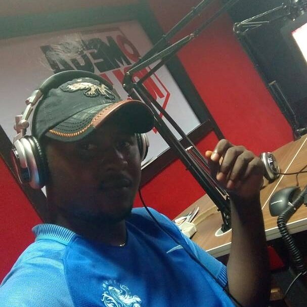 Kenchukzmusic's tweet photo. Happy birthday @mr_soccerholic
Super oap #OmegaFm https://t.co/hHKLtLmMOL